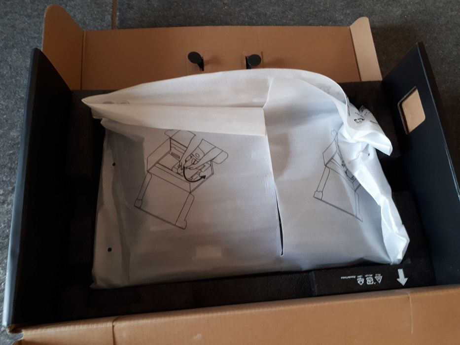 Un cadou cu care nu vei da greș - Monitor gaming Benq diagonala 60 cm