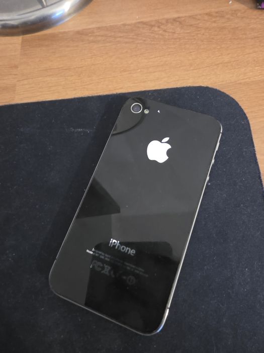 iPhone 4s 8gb black