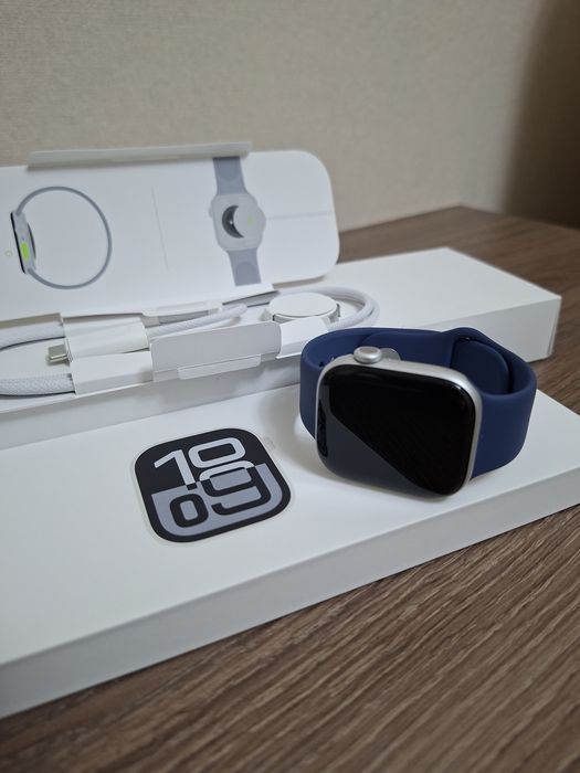 Apple watch S10 42мм