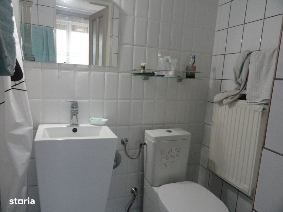 Casa 4 camere din caramida, renovata 2023, zona centrala, mobilata