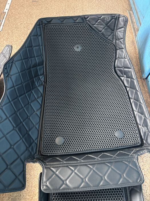 Продам 3 д полики камри70