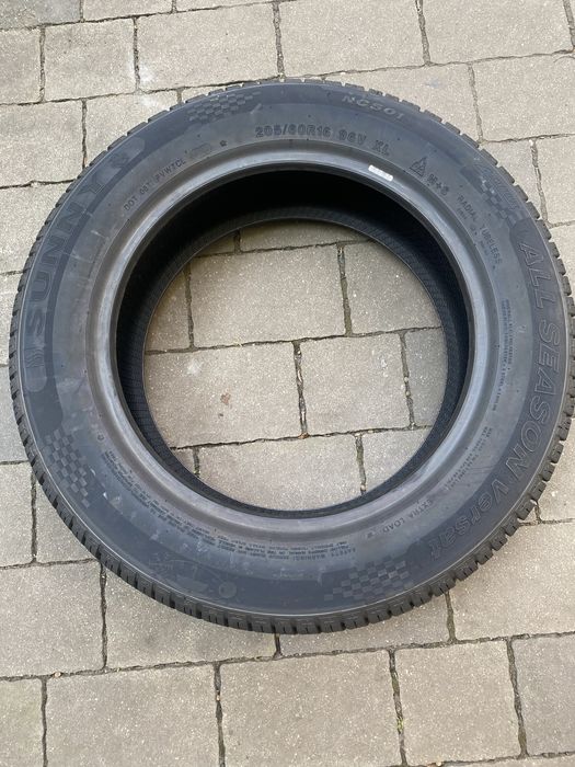vand anvelope noi all seasons 205/60/16