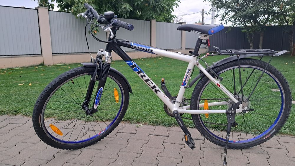 Vand bicicleta Trek