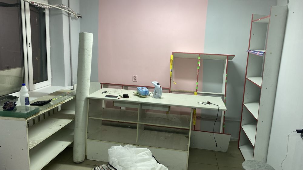 Продам мебель для магазина