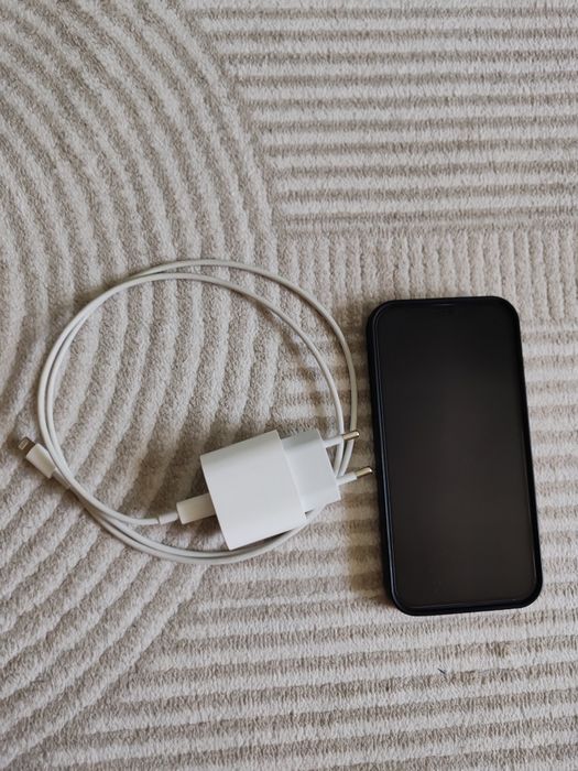 iPhone 12  128gb