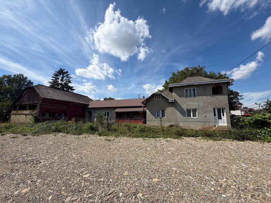 Casa+teren de vanzare
