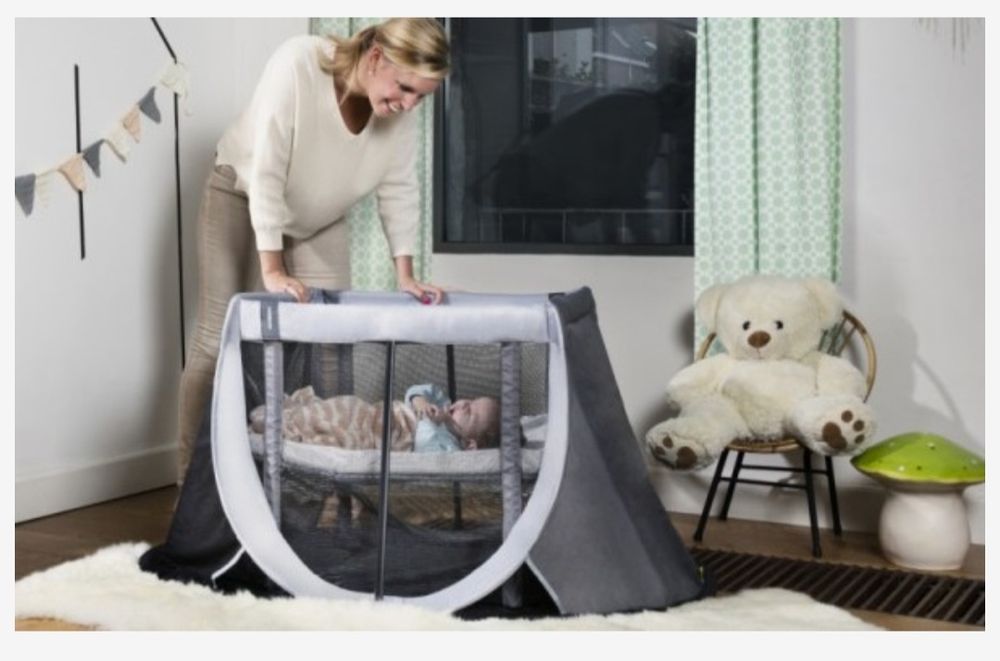 Aeromoov Travel Cot кошара за игра,спане и пътувания  арка с играчки