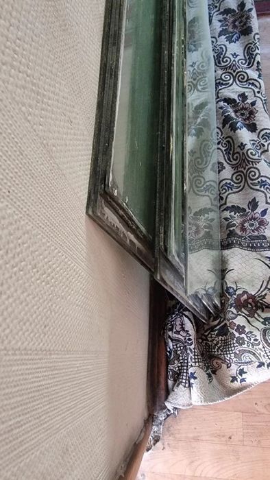 Стёкла оконные отдам