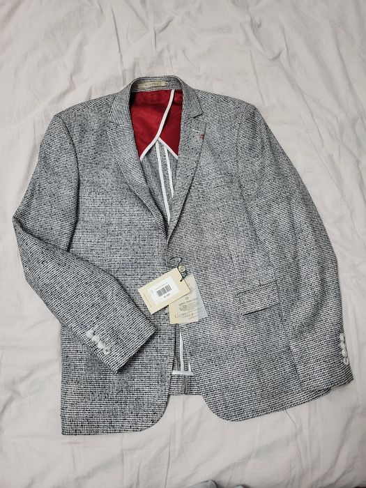 Продаётся мужской пиджак