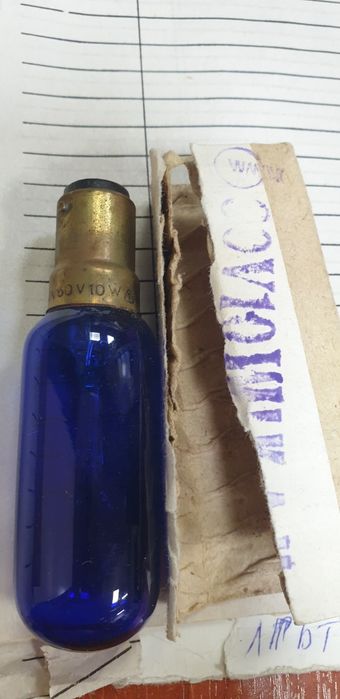 Лампочки разноцветные 60 Вольтовые 10 Ватт