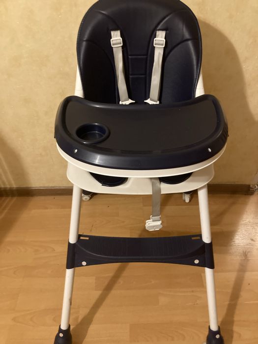 Детский стульчик для кормления