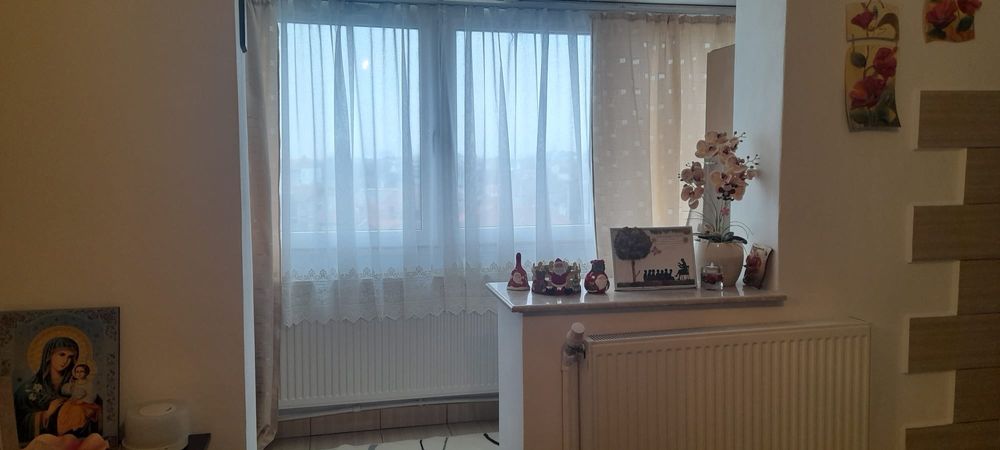 Garsoniera de vânzare