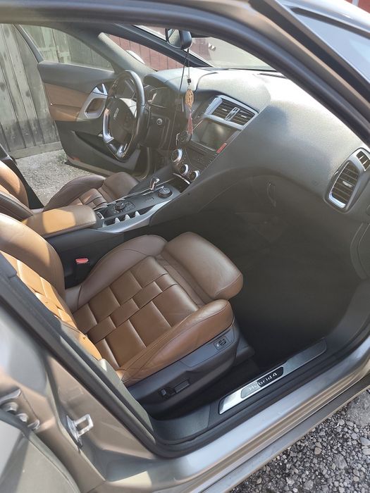 CITROËN DS5 HYBRID4 Sport Business — 200 CP — 4x4 —  IMPECABIL