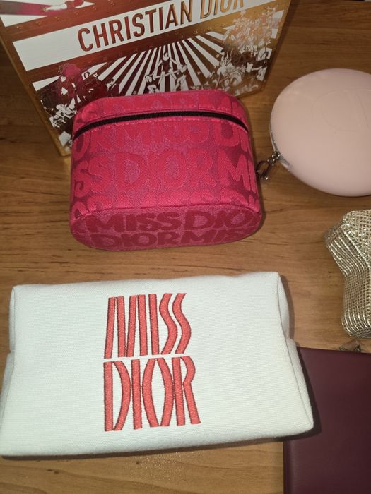 Dior оригинални несесери