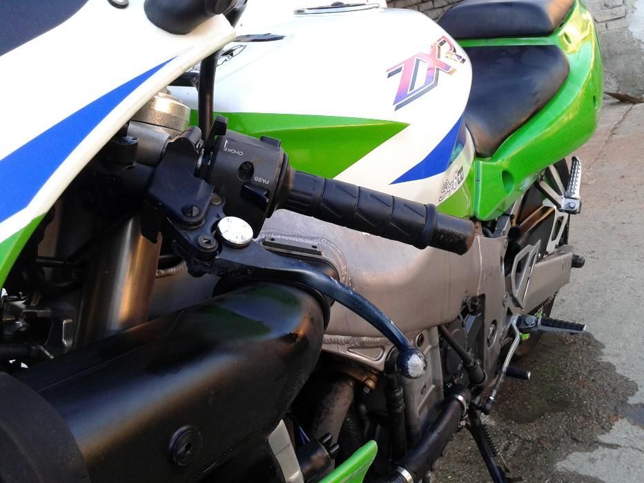 кавазаки зхр 750 само на части kawasaki zxr 750