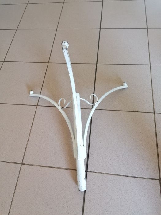 Стойка за чадър ковано желязо