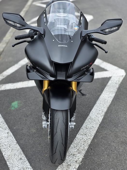 Honda cbr 1000 rrr Fireblade