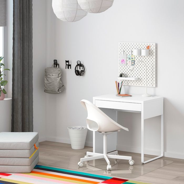 Продам стеллаж и стол IKEA
