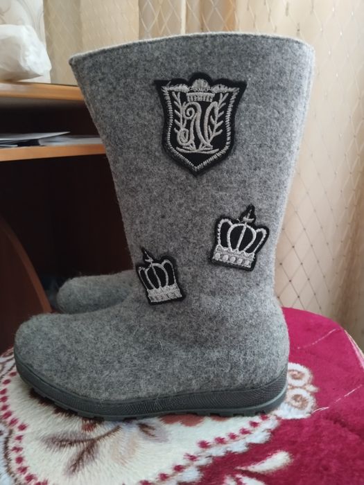 Продам валенки..