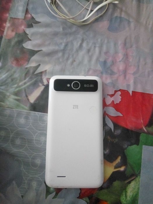 ZTE grand X Quad