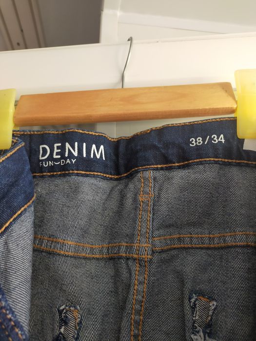 Джинсы мужские .