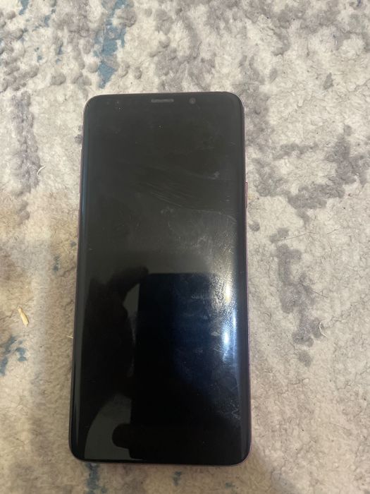 Продам телефон Samsung galaxy s9plus