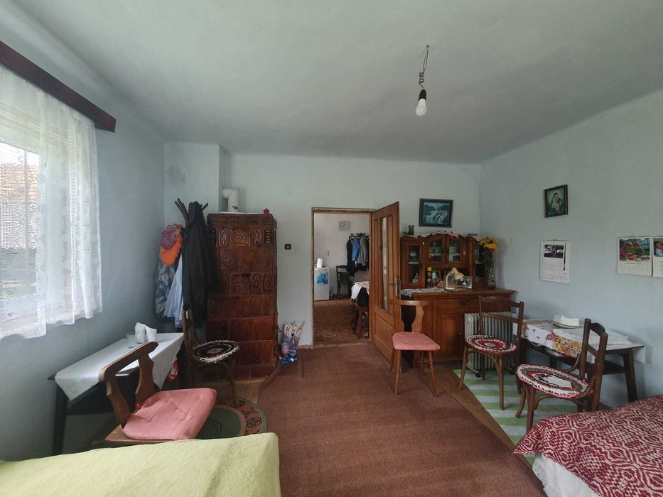 Casă de vanzare județul Buzău, sat Bâscenii de Sus