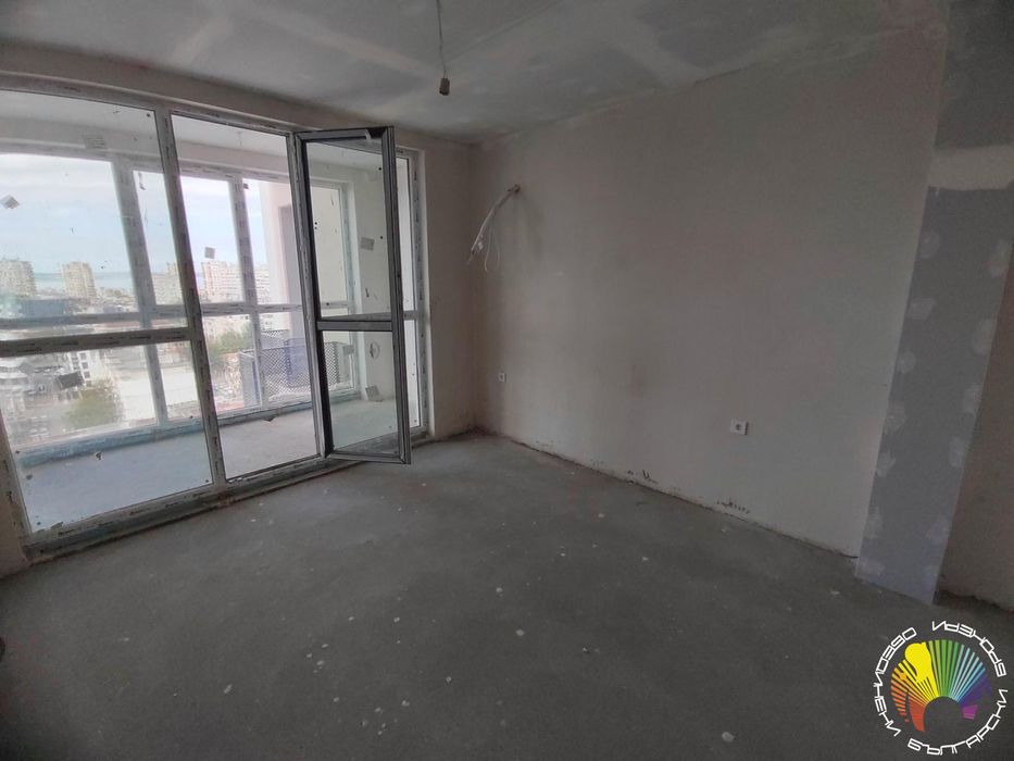 Продава се Двустаен апартамент в Бургас, Братя Миладинови - 84 кв.м за 1858 €/кв.м - Снимка #1