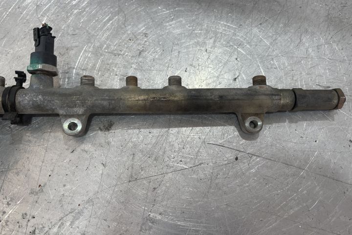 Rampa injectoare 0445214024 Renault Megane prima generatie (facelift)