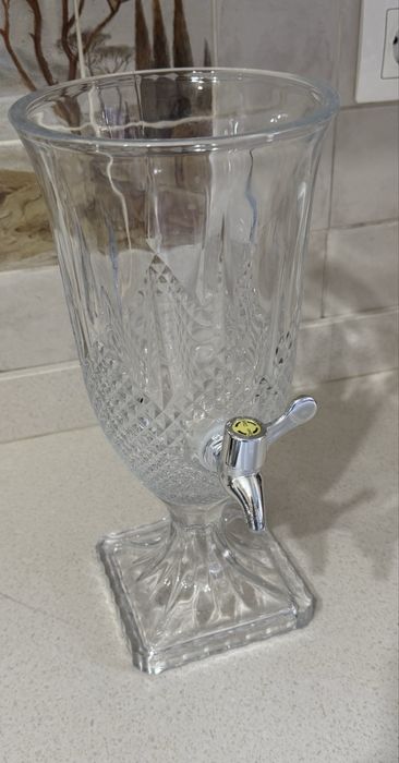 Продаю вазу самоварь