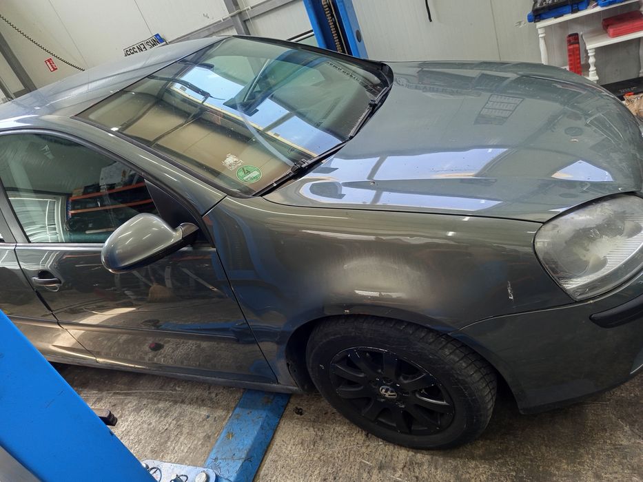 Golf 5 1.6 FSI BAG 6ск. на части