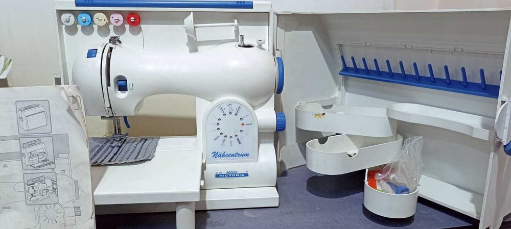 Masina de cusut Victoria Nahcentrum cu grifer metalic