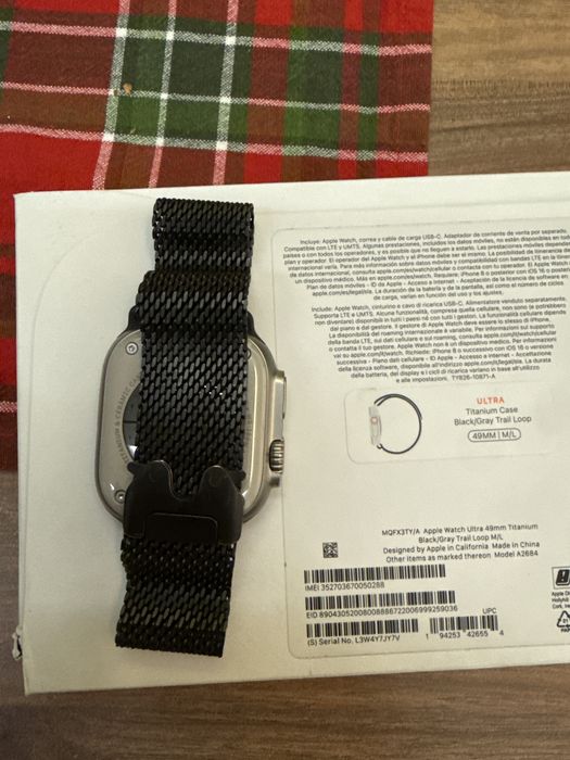 Apple Watch Ultra ca nou la cutie