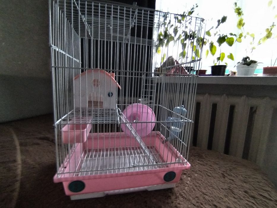 Продам клетку для хомячка