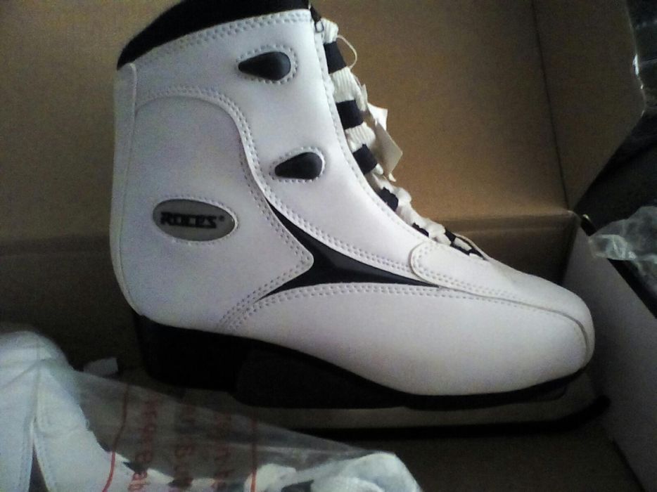 Patine Jackson Artiste si Roces   dama