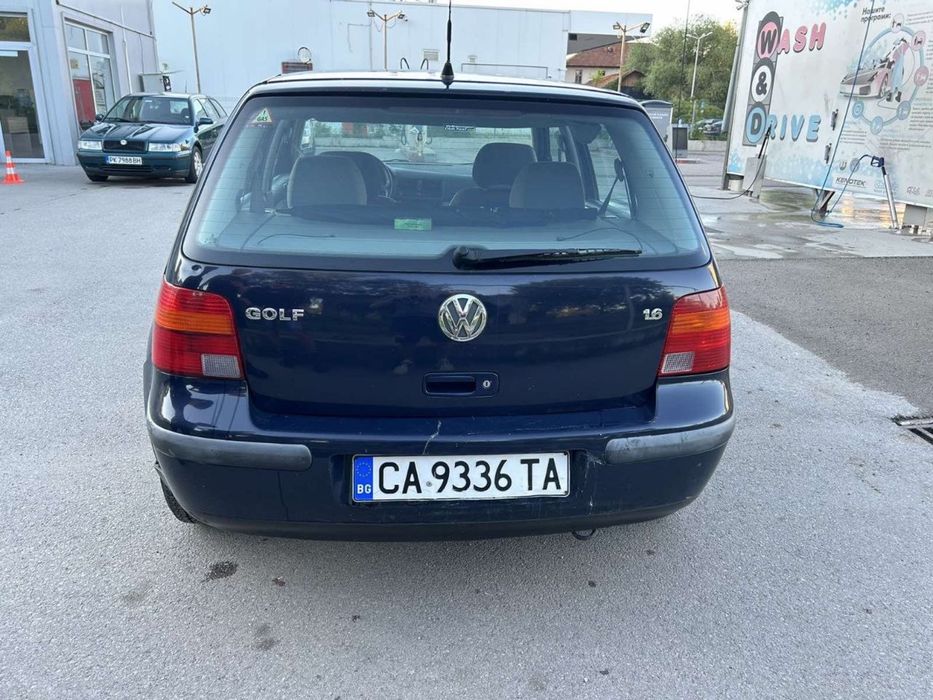 Golf mk4     Газ