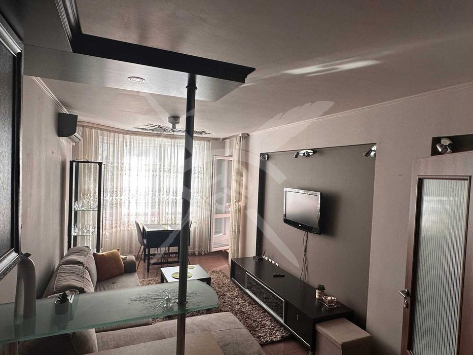 Дава се под наем Двустаен апартамент в София, Хладилника - 60 кв.м за 727.77 € - Снимка #1