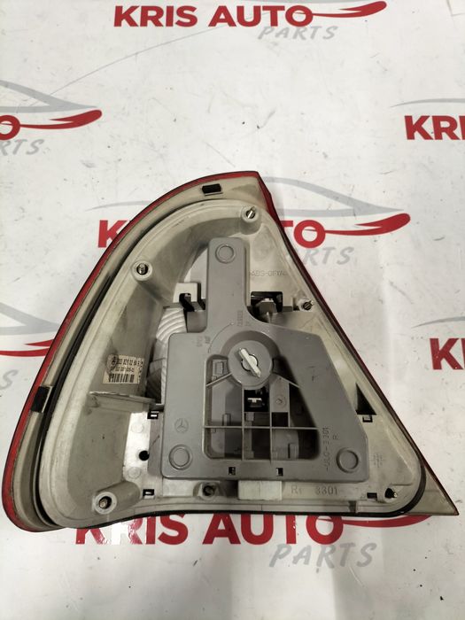 Десен стоп Mercedes C class w202 / Мерцедес Ц класа 1997г.