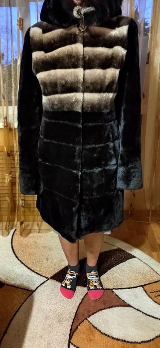 Продаётся Шуба мутон женская