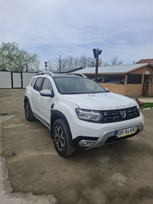 Dacia Duster 2 2020 Black/White 4x4 Adventure