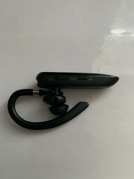 Наушник bluetooth гарнитура New Bee для водителей