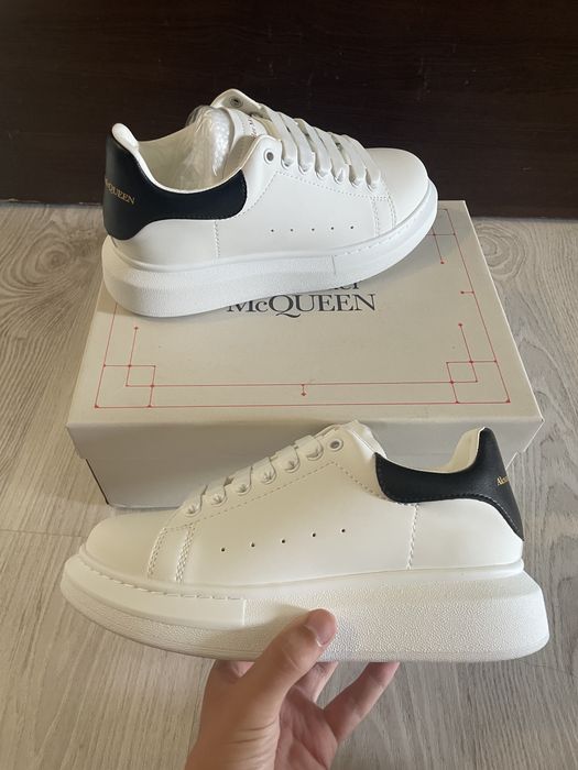Alexander McQUEEN