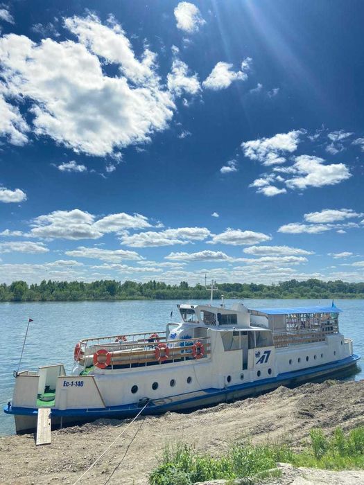 Готовый бизнес. Теплоход прогулочный