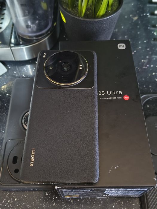 Xiaomi Mi 12s Ultra full box