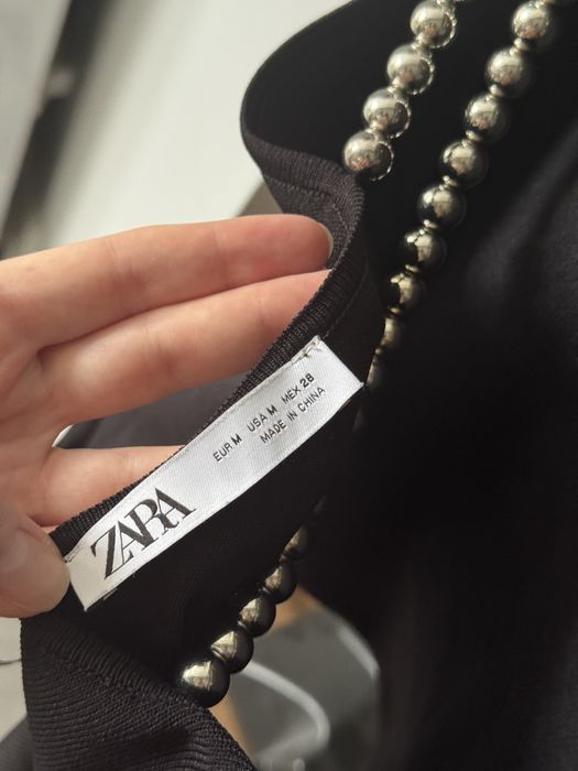 Оригинальный топ с бусинами ZARA рр М