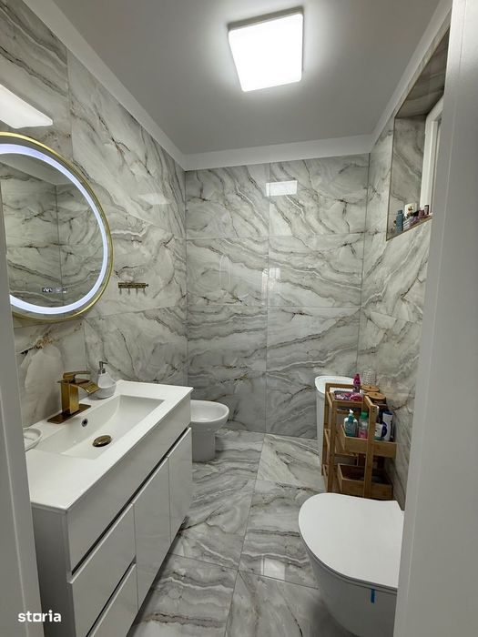 Vand casa moderna P+M, la 7 km de Satu Mare