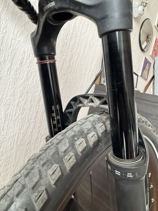 Вилка RockShox Yari RC - 160 мм ход