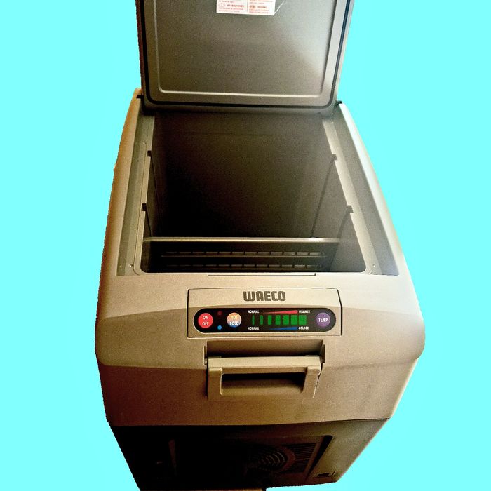 ladă frigorifică/frigider auto WAECO TC-35 FL-AC 12/24V și 220V retea
