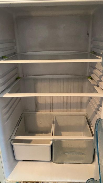 Срочно продаю холодильник