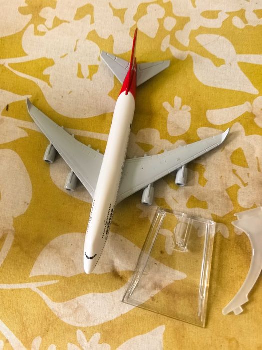 Модели на самолети 1:400